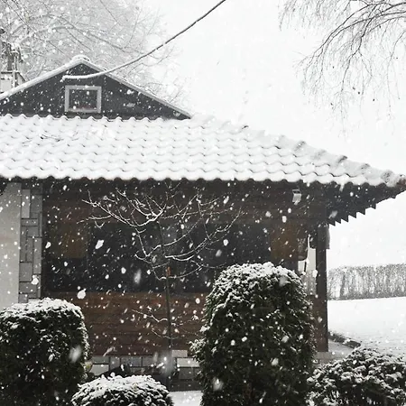 Vikendice Stara Pruga * Gornji Milanovac