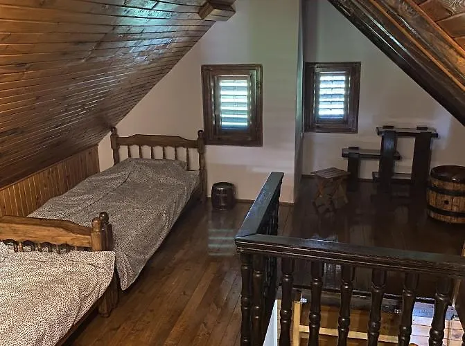 別荘 Vikendice Stara Pruga